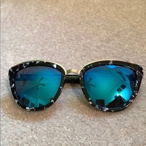 DIFF Rose Polarized Sunglasses